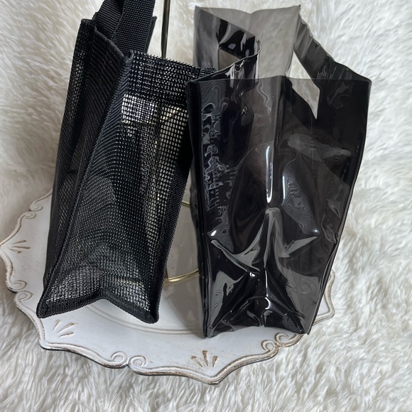 🥳 2pc mini vinyl tote bag with mesh liner black nwt - Picture 6 of 11